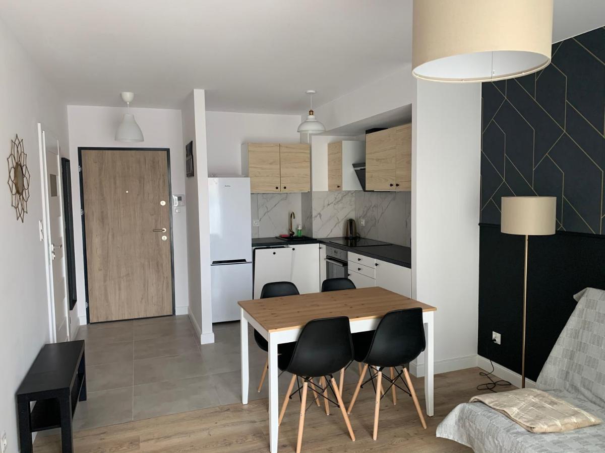 Golden Port 13 Brzezno Near The Beach Гданск Екстериор снимка